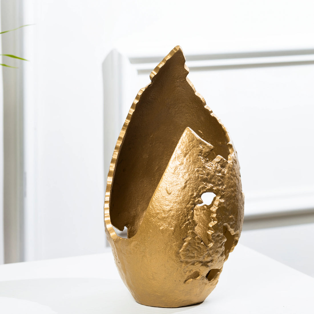 Golden Pinnacle (Large)