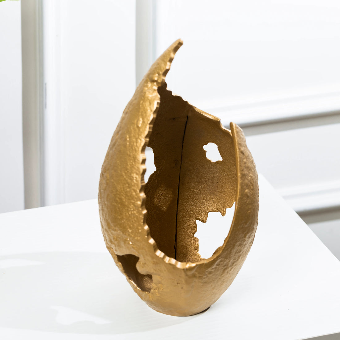 Golden Pinnacle (Large)