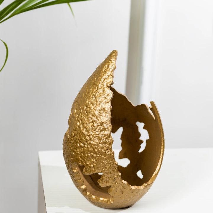 Golden Pinnacle (Small)