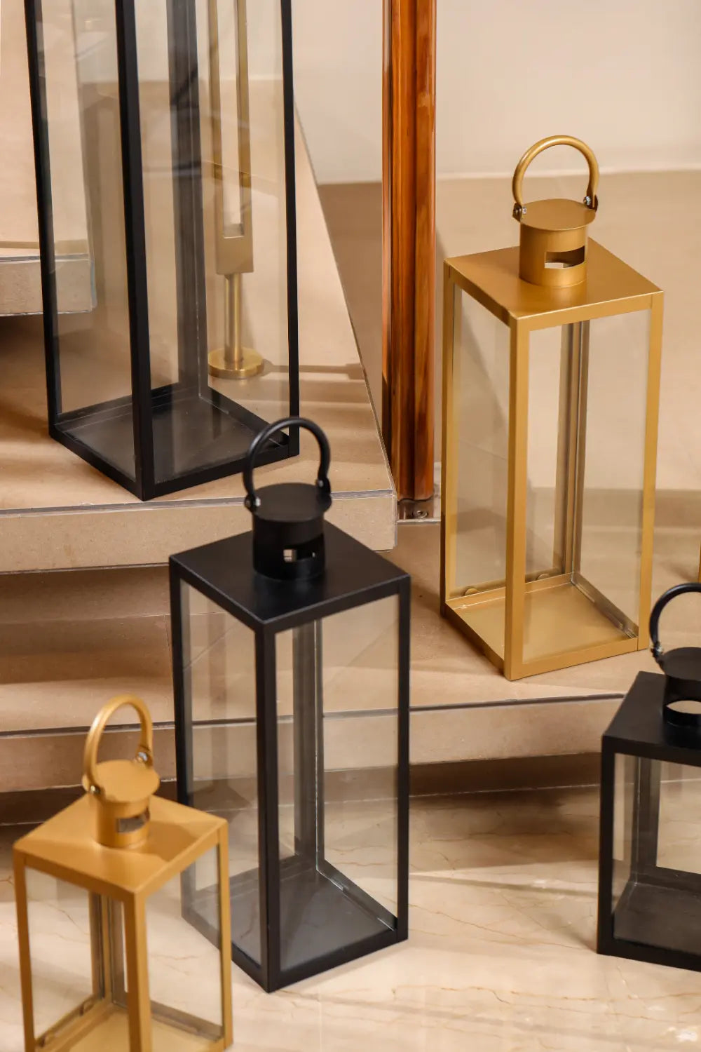 Garden Glow Lantern Golden Medium