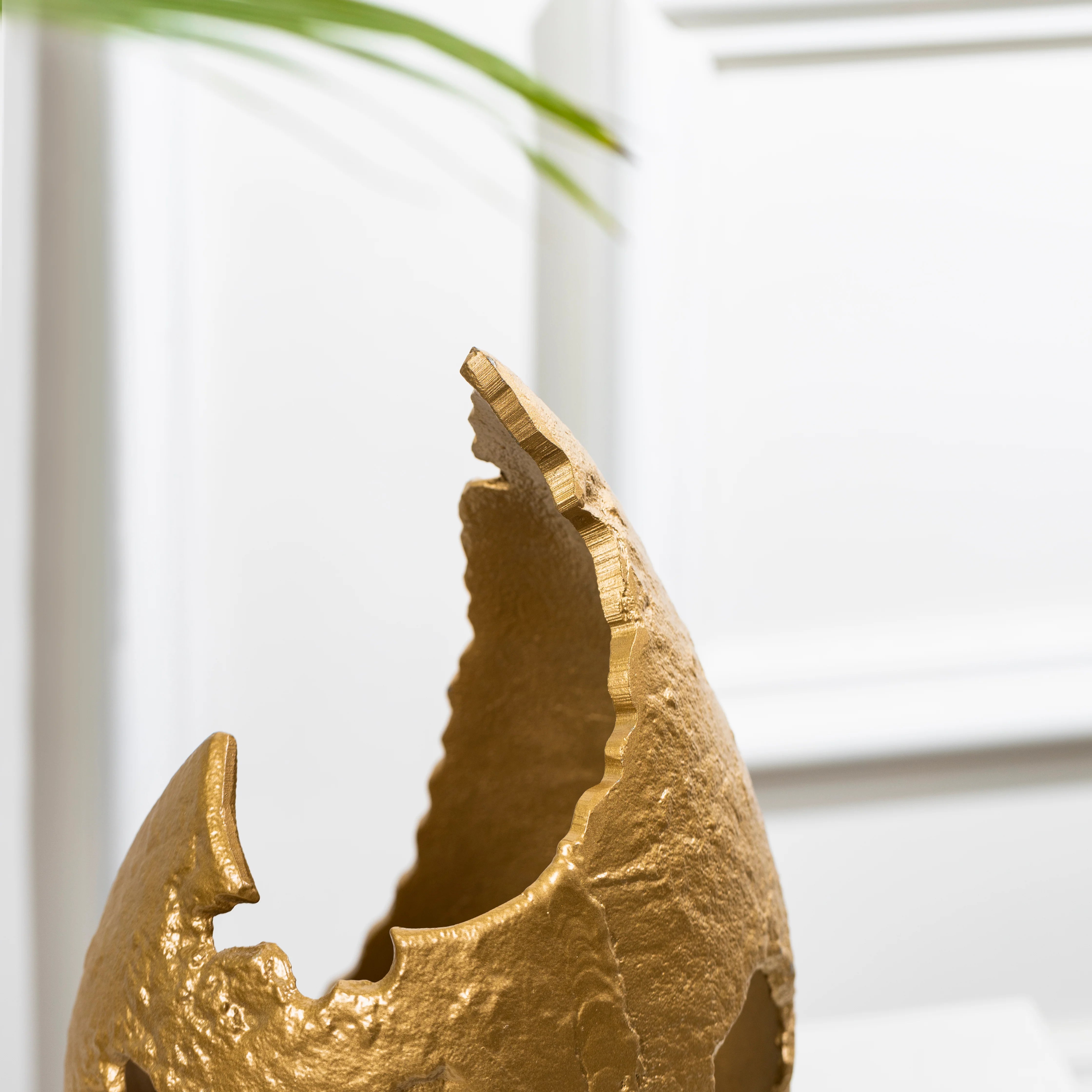 Golden Pinnacle (Large)