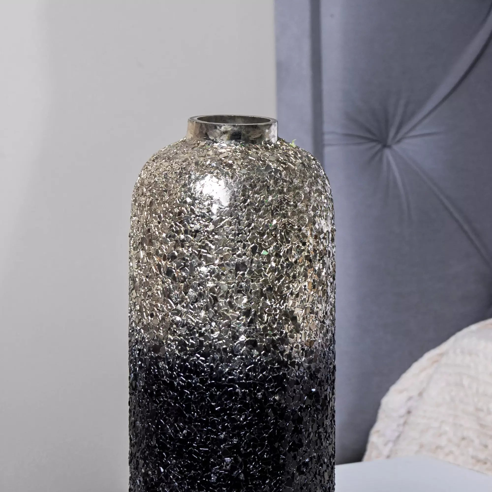 Ombre Elegance vase - Black Antique