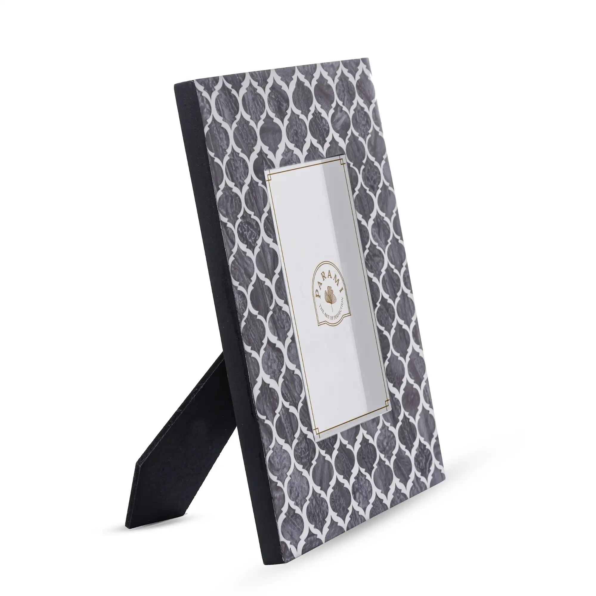 Parami Monochrome Memories decorative photo frames with size and dimension guide