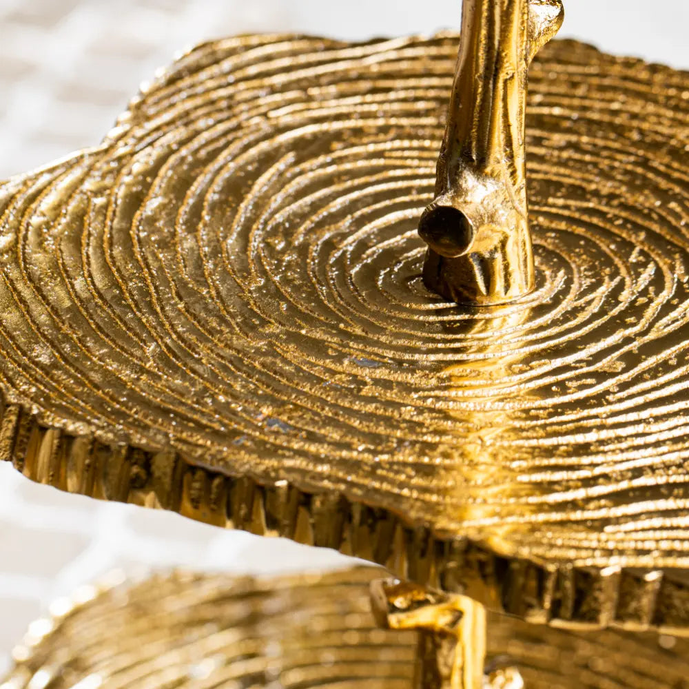 Cake stands top tray detail with premium textured finish Parami